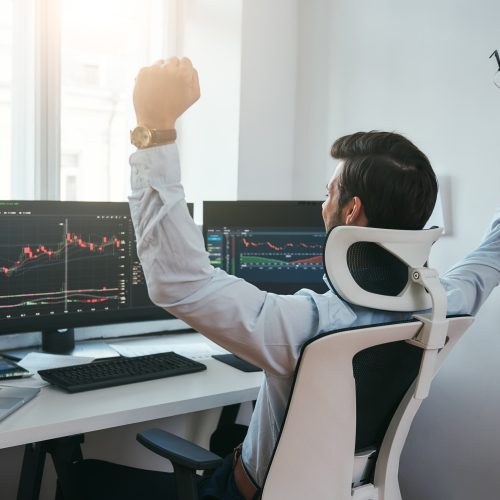 a winning trader and his stock chart